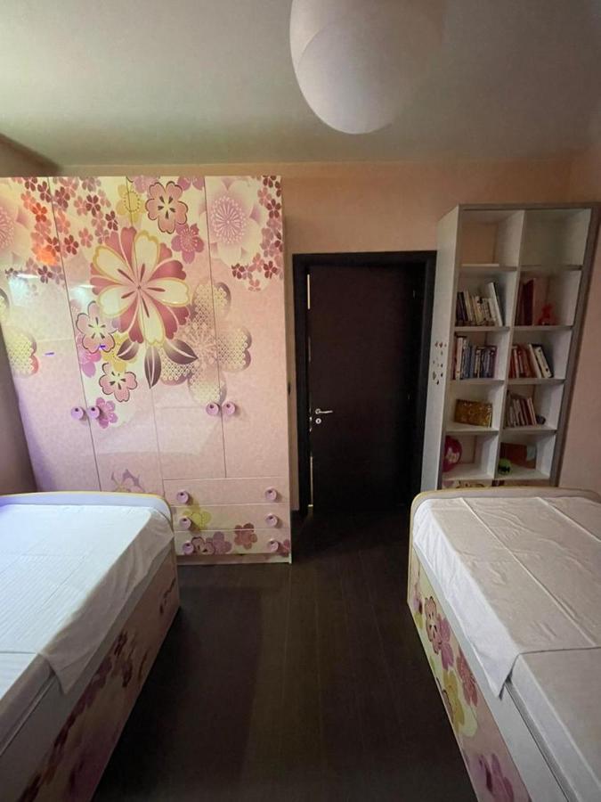 Luxury Apartment City Centre Тирана Екстер'єр фото